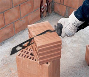 Reciprocating saw blade